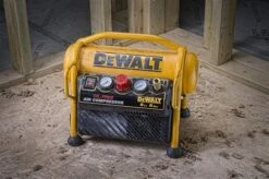 DeWalt DPC6MRC Draagbare Compressor - 6L - 8 Bar - Euro - DPC6MRC-QS -DeWALT 4d1eefa38e4cbbd945dc4a42a471dca8