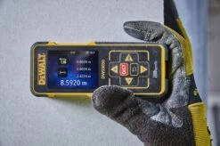 DeWalt DW03050 Afstandsmeter In Tas - 50m - DW03050-XJ -DeWALT e25e286d98b1342f9827c84d0427a39d